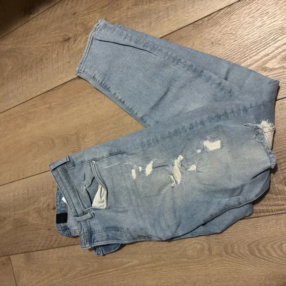 H&M Men's Light Blue Ripped Jeans - Picture 2 of 6